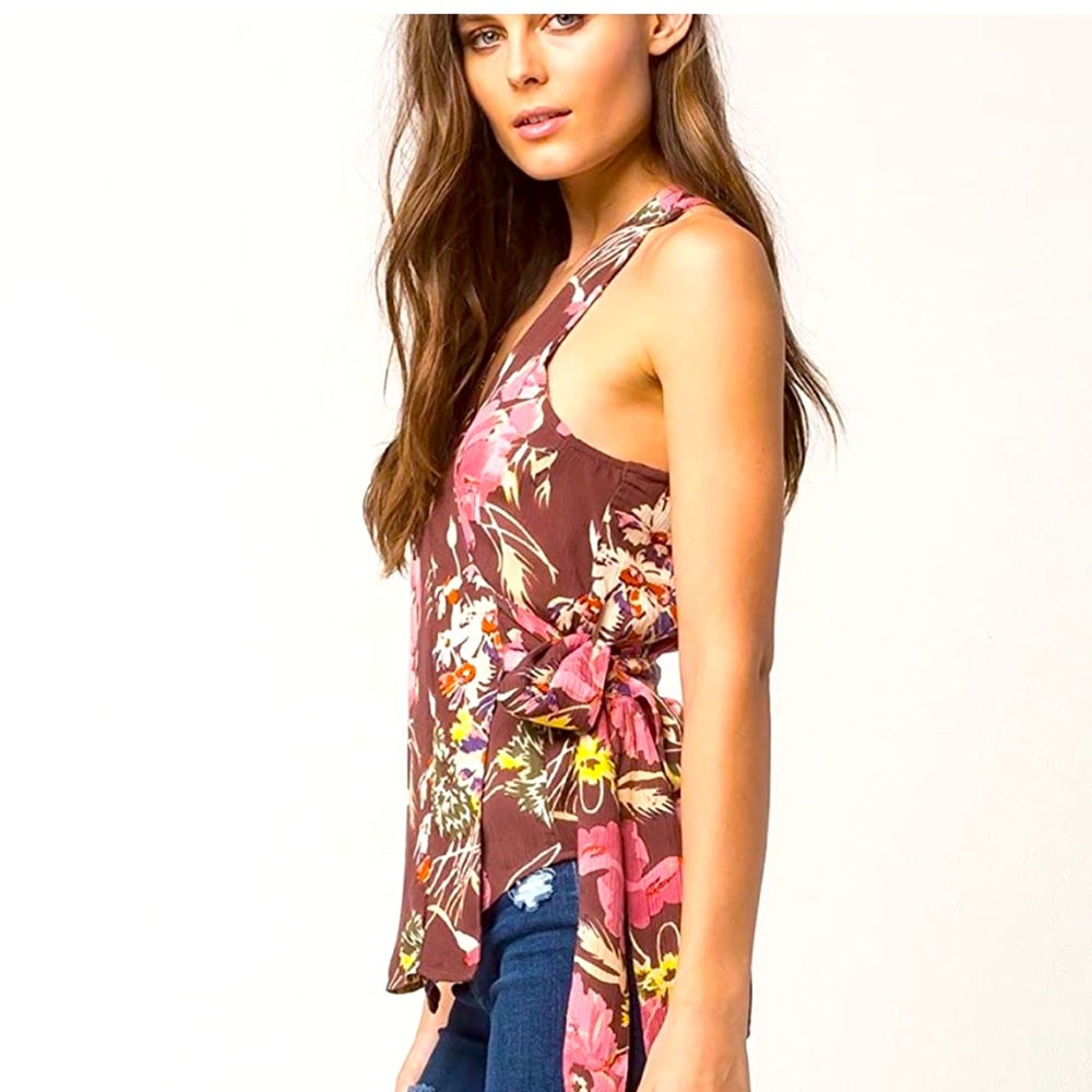 O’Neill floral wrap tank
